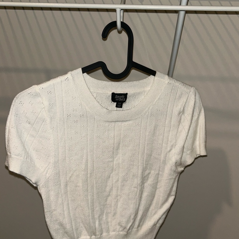 Kendall & Kylie White Short Sleeve Top